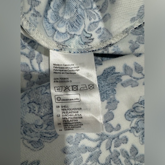 Divided H&M Women Dress Floral Print Scoop Neck Skater Dress Blue White Size 8 - Picture 9 of 9